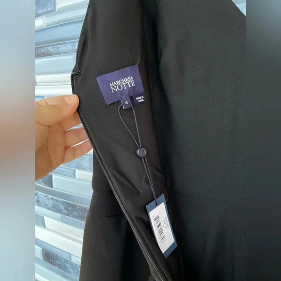 Marchesa Notte Stretch Cocktail Dress size 14 - Picture 10 of 17